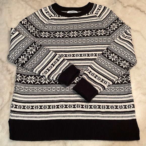 Old Navy Sweaters - FAIR ISLE SWEATER • SIZE MEDIUM • OLD NAVY